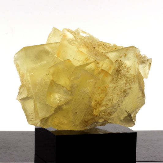 Fluorite. 1337.0 carats. Arbouet, Pyrénées-Atlantiques, France