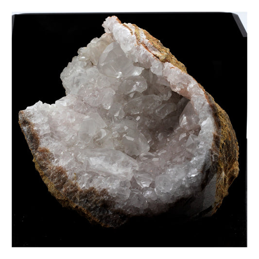Calcite. 6736.0 carats. Mazères-Lezons, Pau, France