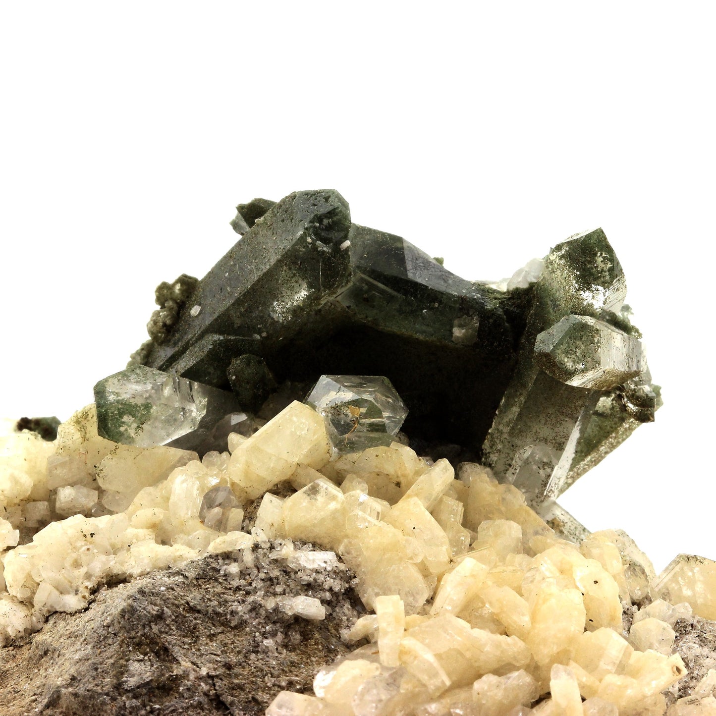 Quartz + Albite + Calcite, 1921.0 carats, Massif des Grandes Rousses, Isère, Auvergne-Rhône-Alpes, France