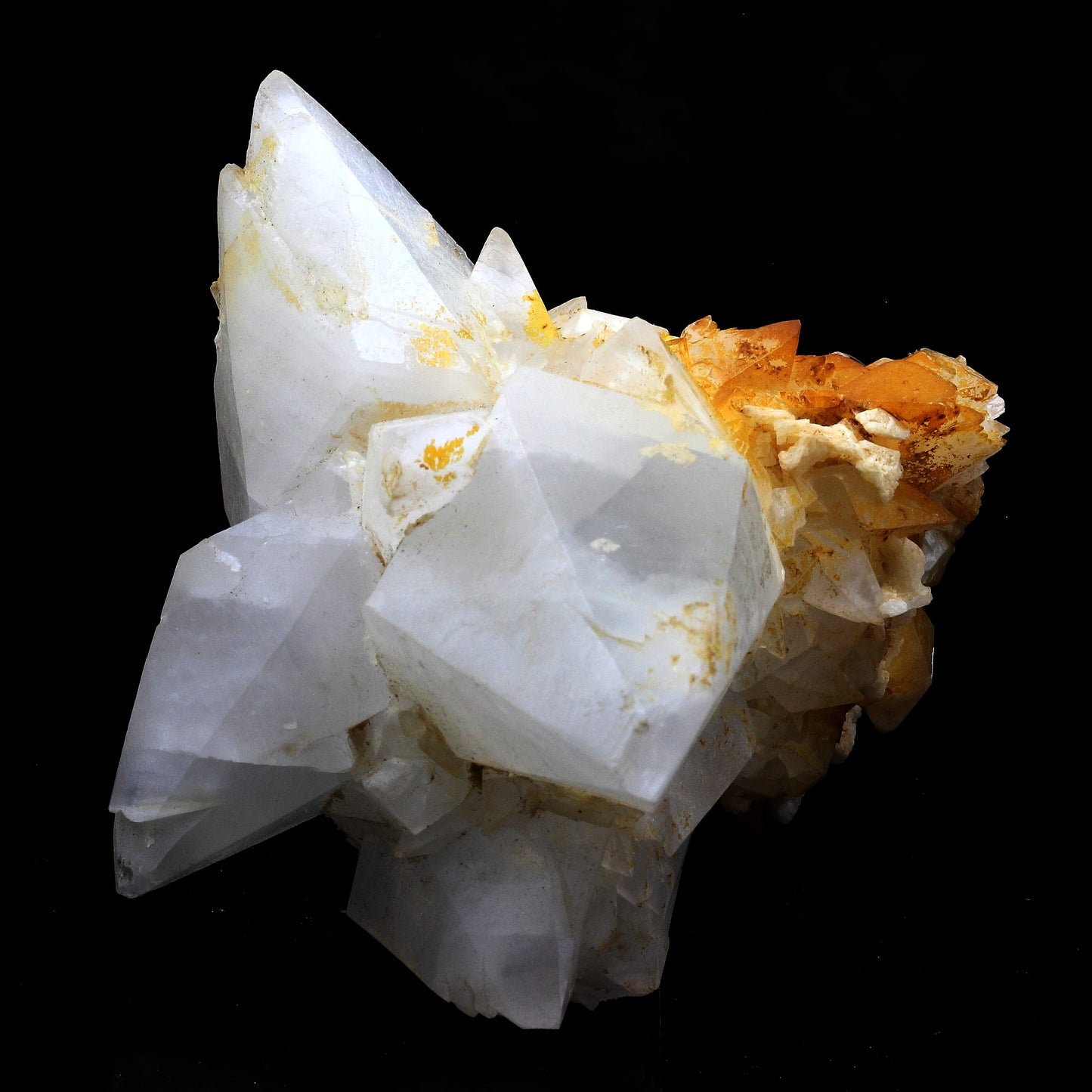 Quartz + Dolomite + Calcite. 1493.0 carats. Montvernier, Savoie, France