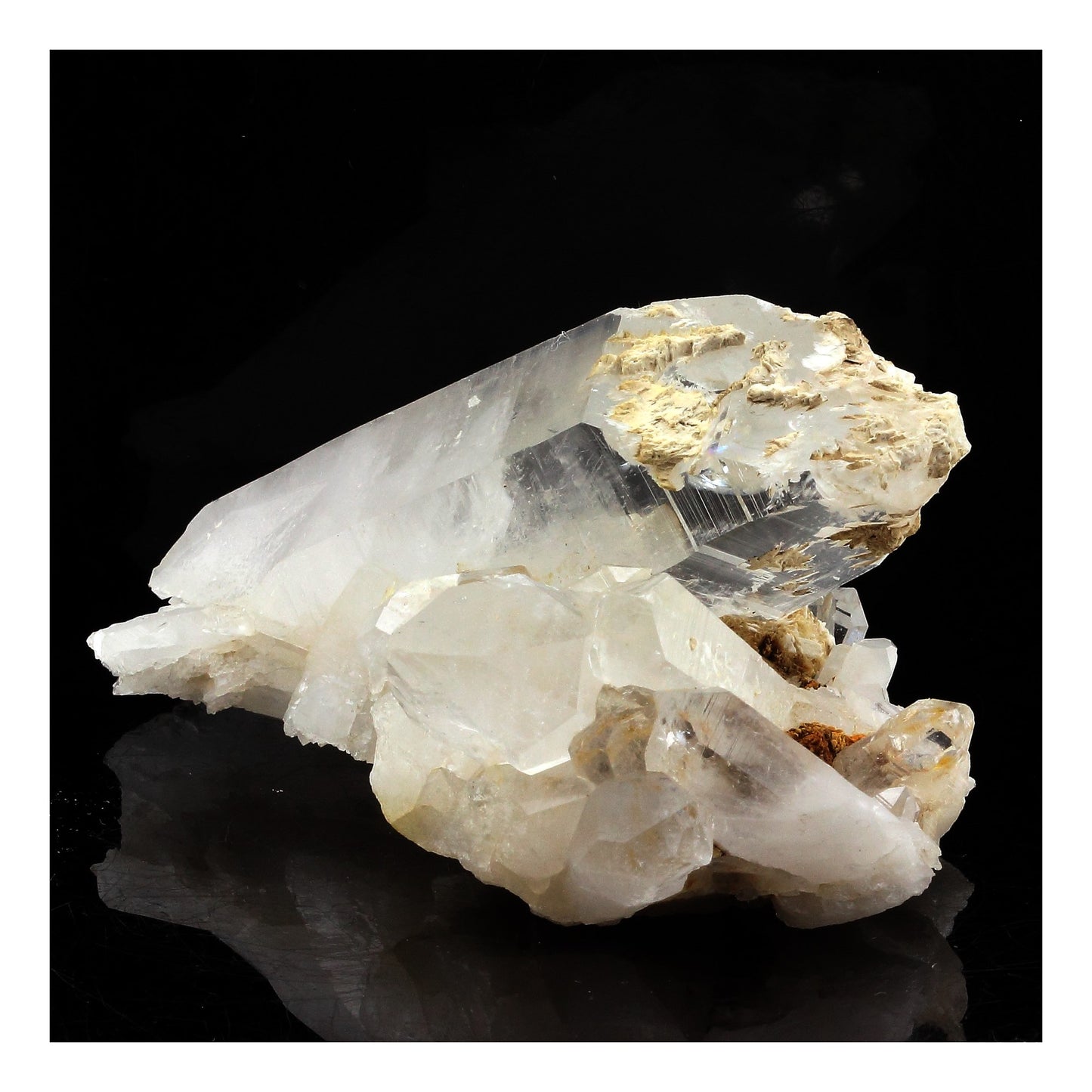Quartz + Baryte. 710.5 carats. Le Grand Chatelard, Jarrier, Savoie, France