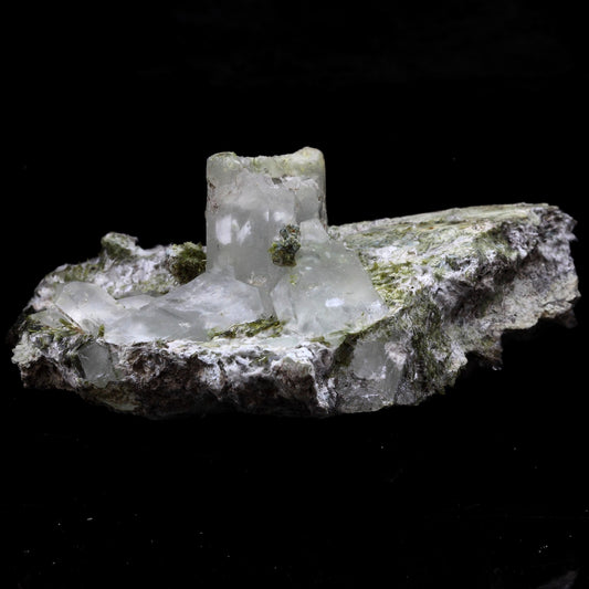 Quartz, Epidote, Byssolite. 594.0 carats. Chamrousse, Belledonne, Isère, France