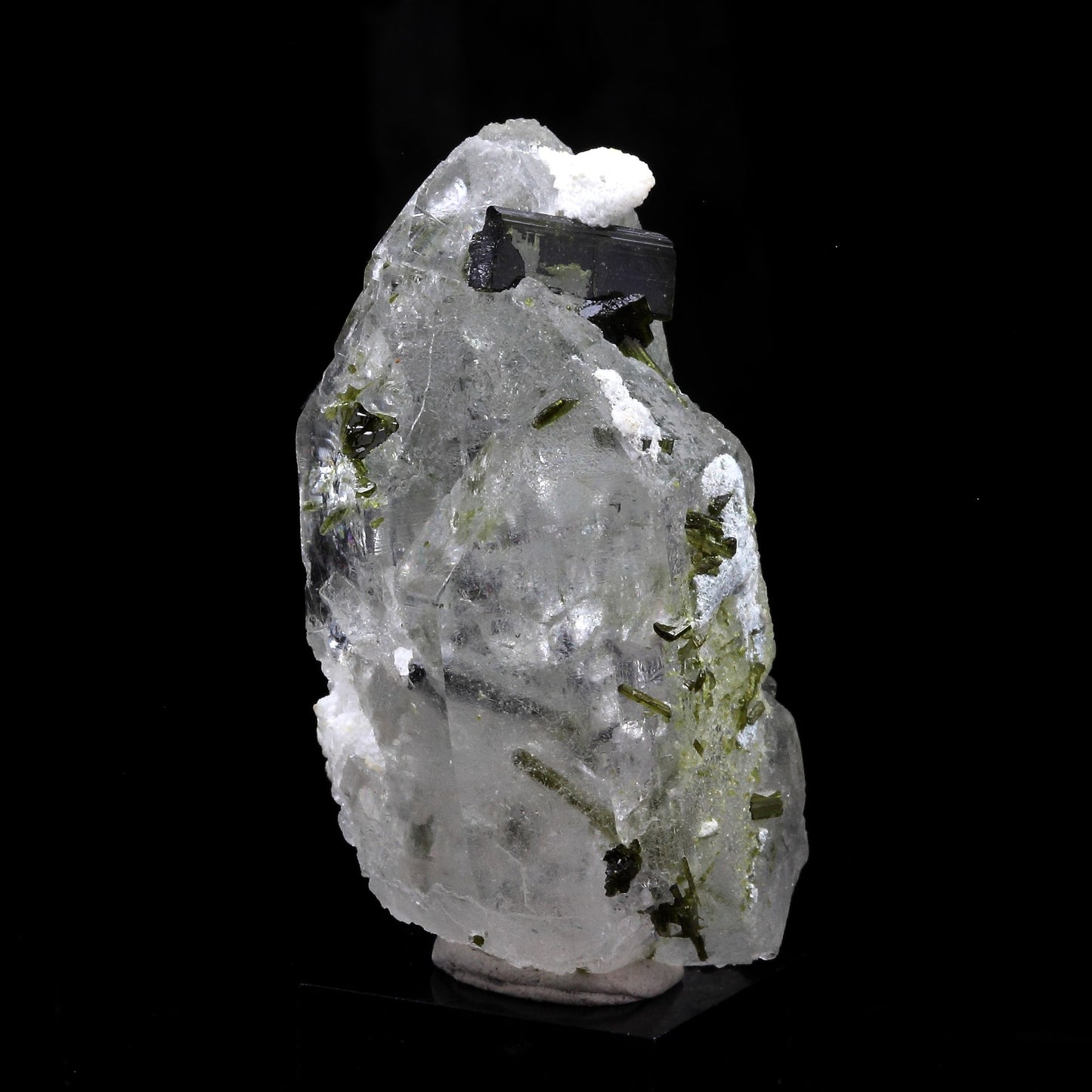 Epidote + Quartz + Albite, 157.0 carats, Cevins, Savoie, Auvergne-Rhône-Alpes, France