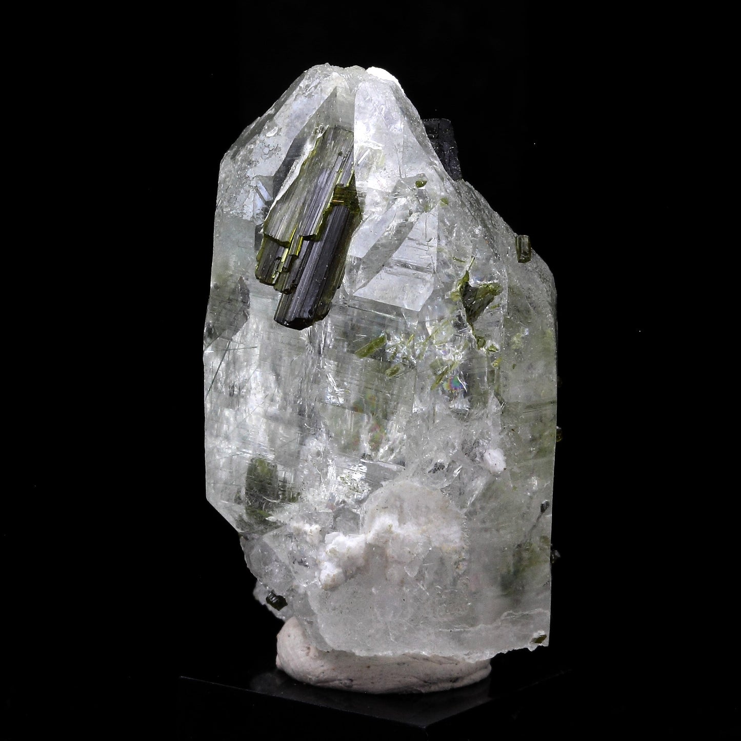 Epidote + Quartz + Albite, 157.0 carats, Cevins, Savoie, Auvergne-Rhône-Alpes, France