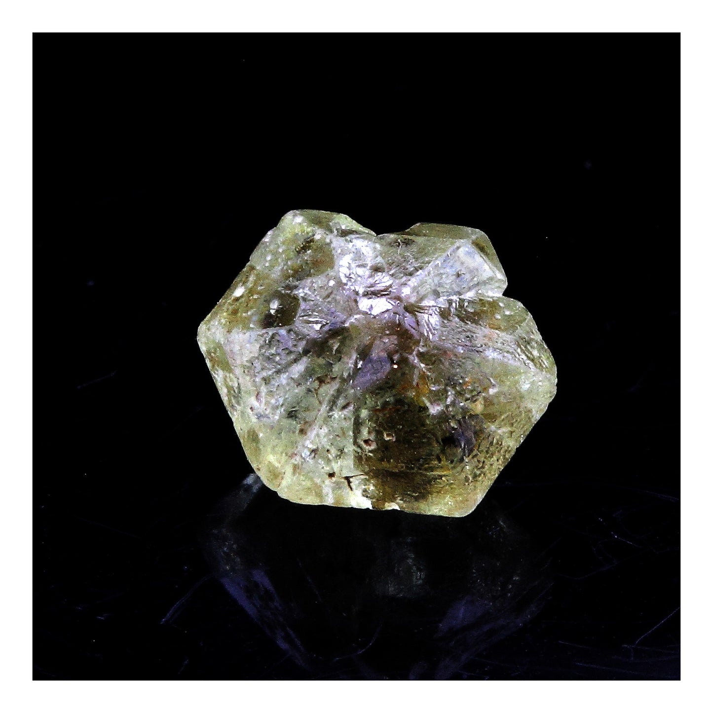 Chrysoberyl. 2.09 carats. Minas Gerais, Brésil