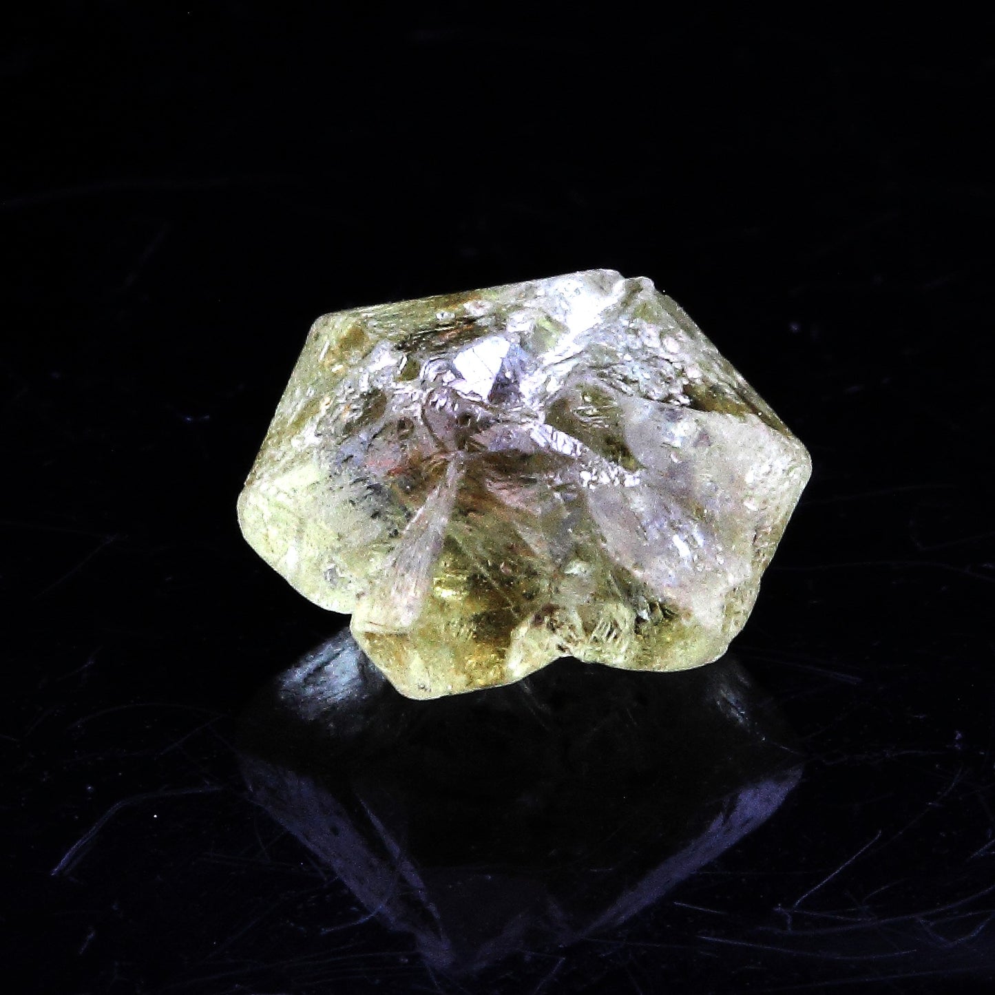 Chrysoberyl. 2.09 carats. Minas Gerais, Brésil