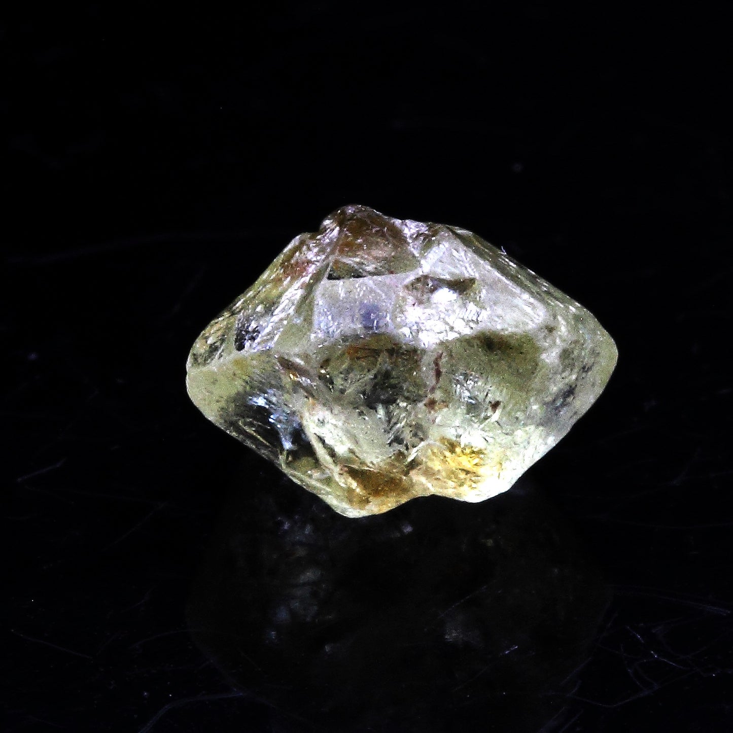 Chrysoberyl. 2.09 carats. Minas Gerais, Brésil