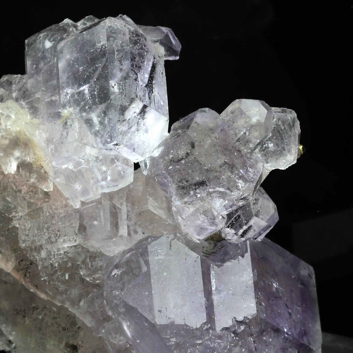 Fluorite. 803.5 carats. Henan, Chine