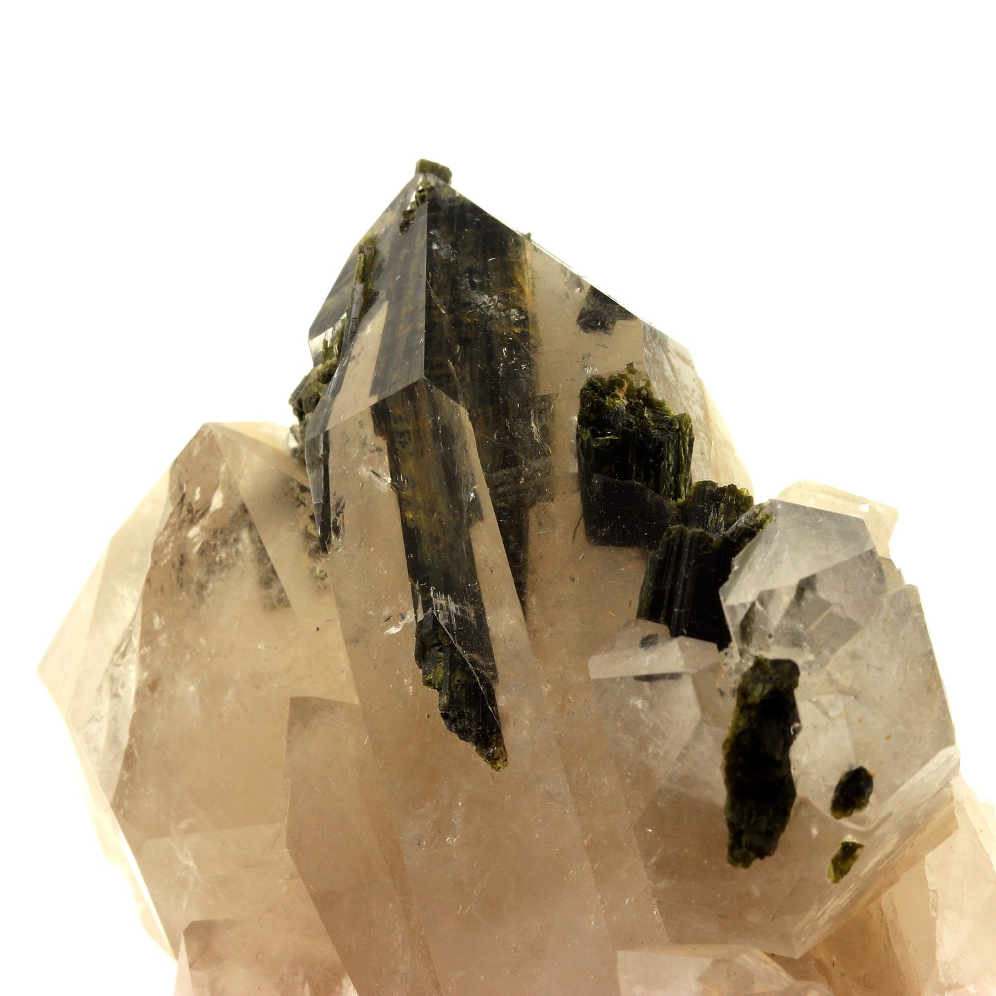 Quartz + Epidote. 2152.0 carats. Caetité, Bahia, Brésil