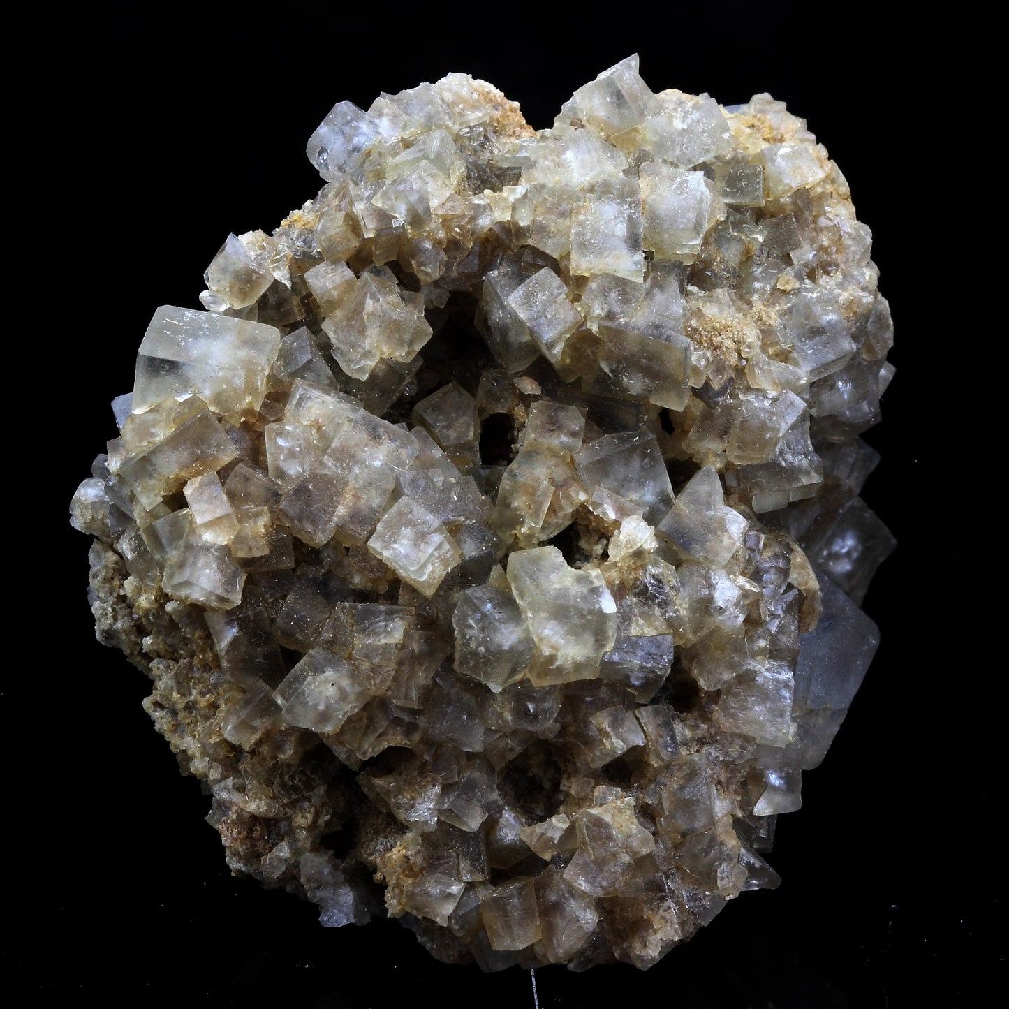Fluorite. 571.0 carats. Plats, Ardèche, France