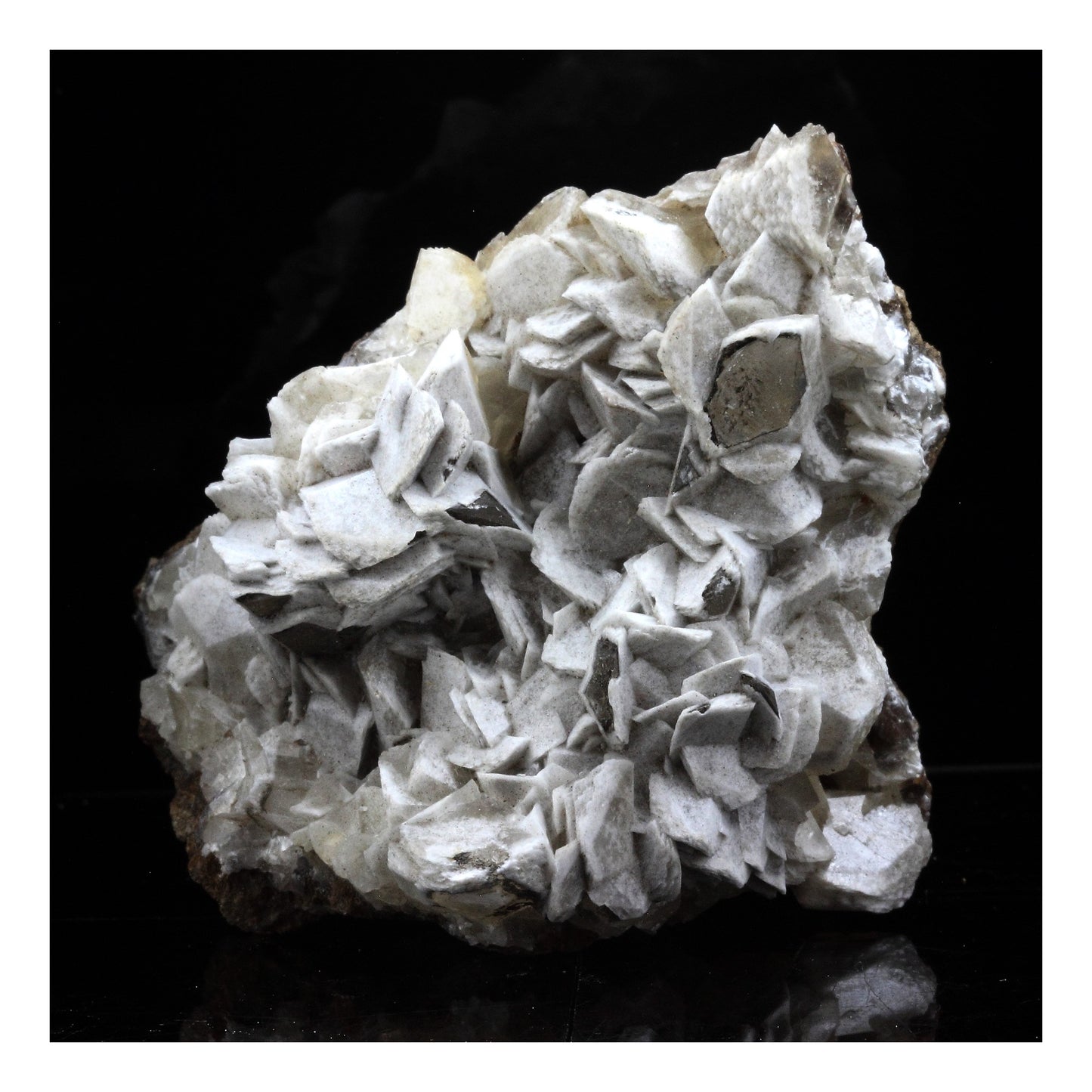 Calcite. 670.5 carats. Les Bondons, Lozère, France