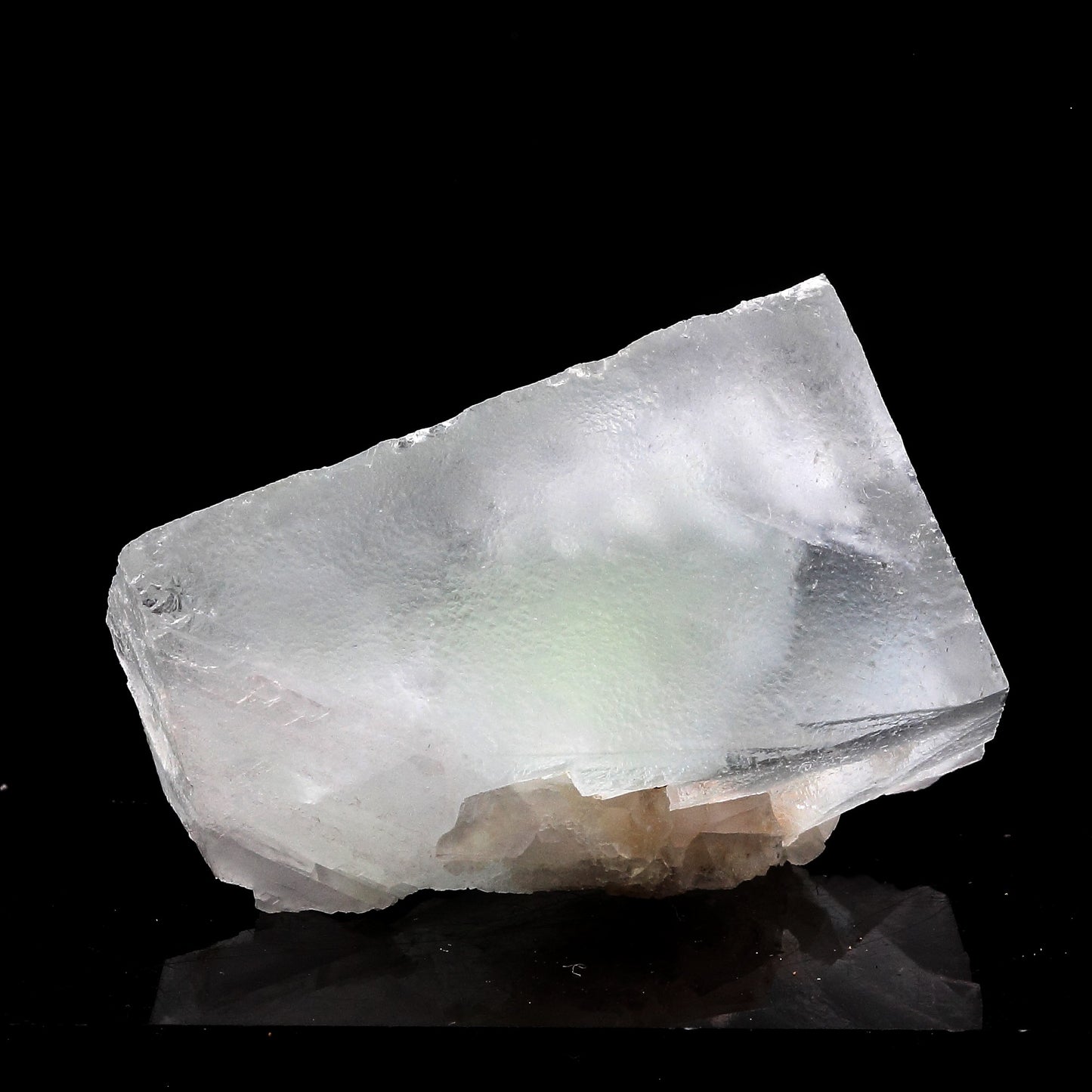Fluorite. 147.0 carats. Urbeis, Bas-Rhin, France