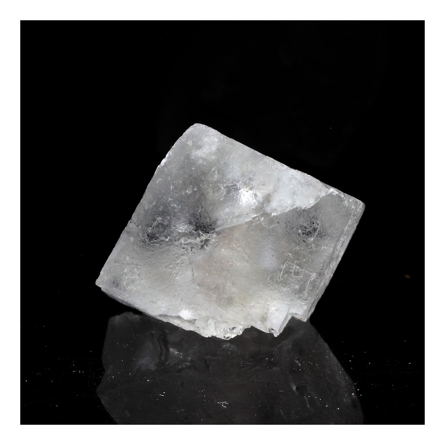 Fluorite. 59.5 carats. Urbeis, Bas-Rhin, France
