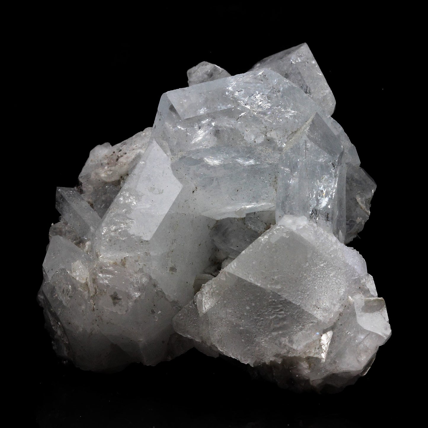 Goshenite + Muscovite. 272.0 carats. Pingwu beryl mine, Mianyang, Sichuan, Chine