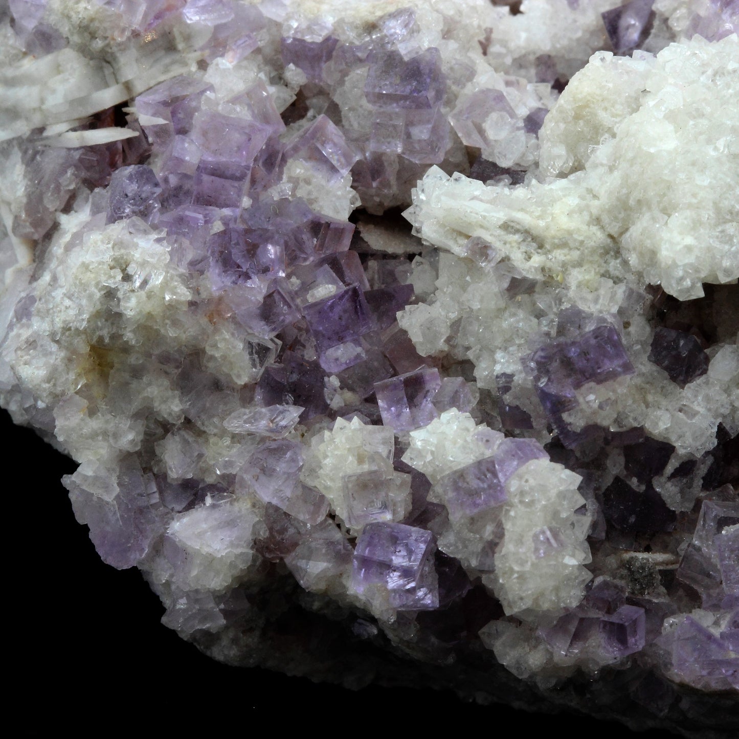 Fluorite + Baryte + Quartz. 1620.0 carats. Berbes, Asturias, Espagne