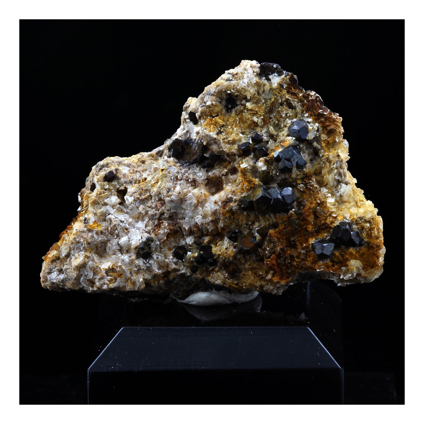 Pyrite + Calcite + Dolomite. 54.0 carats. Lamalou-les-Bains, Hérault, Occitanie, France