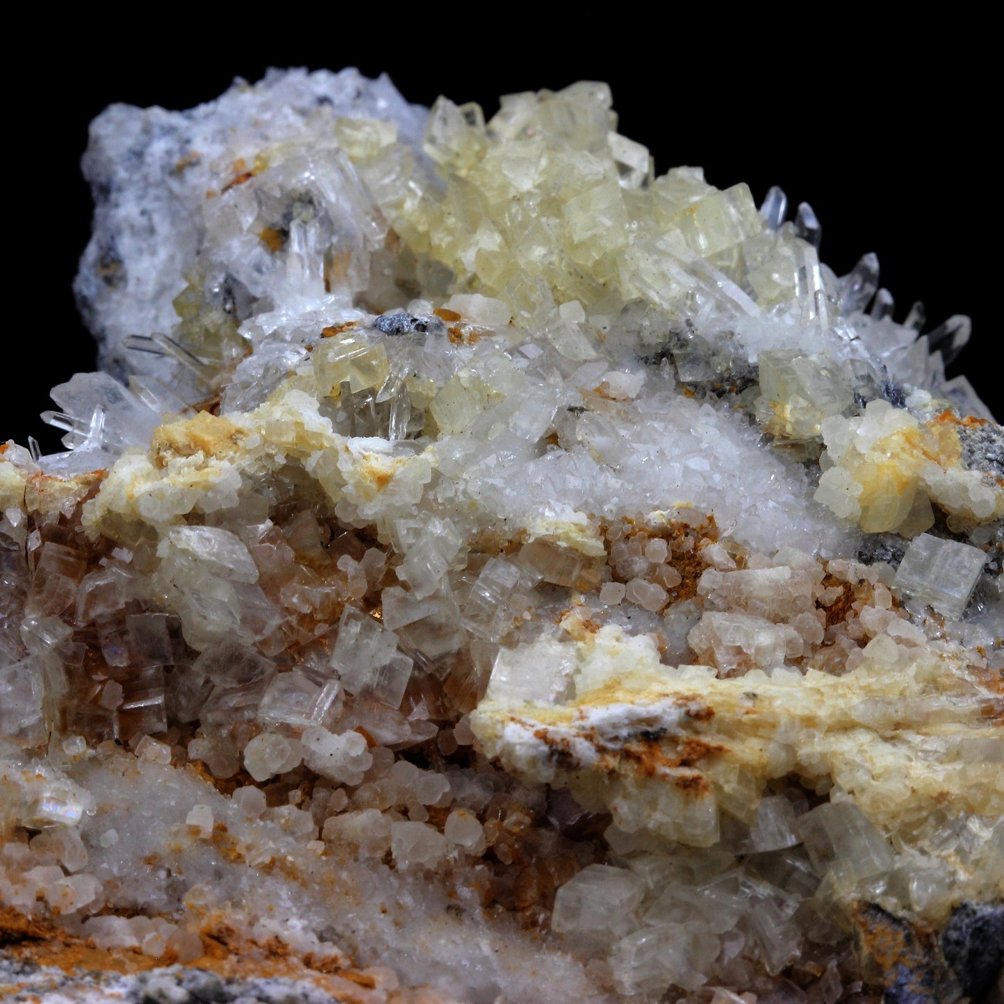 Quartz + Dolomite. 1314.0 carats. Saint-Pierre-de-Mésage, Isère, France