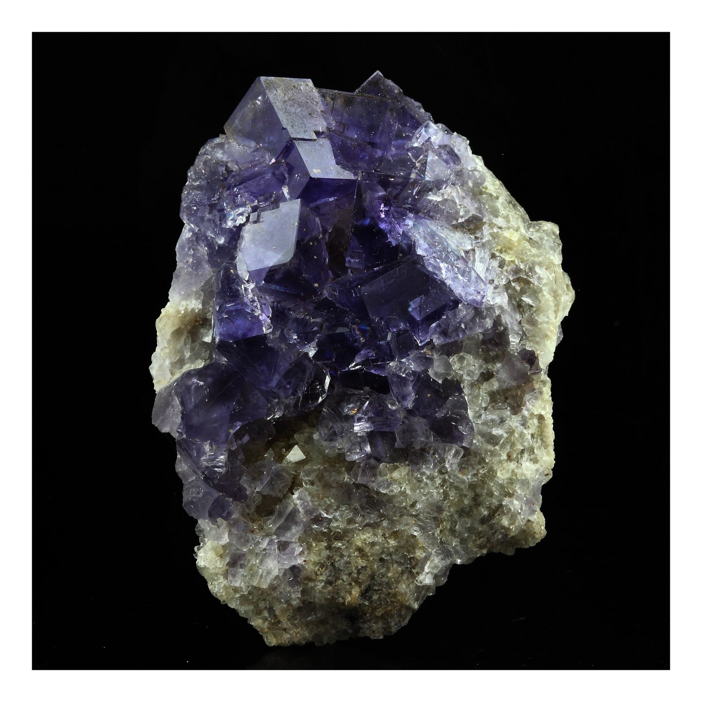 Fluorite. 125.0 carats. La Cabaña, Berbes, Asturias, Espagne