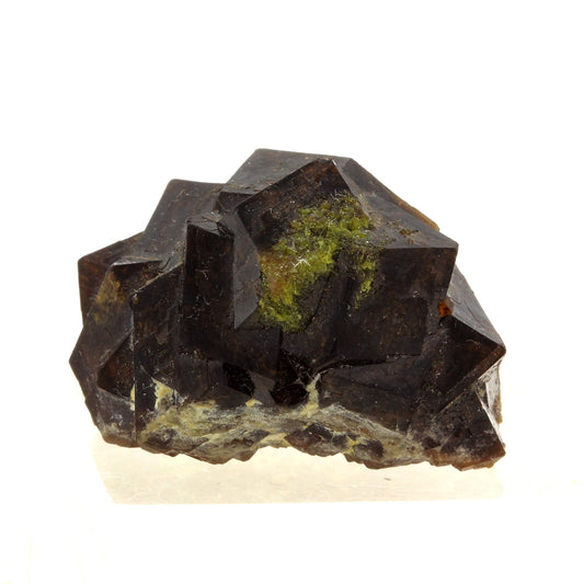 Grenat. 98.0 carats. Balochistan, Pakistan