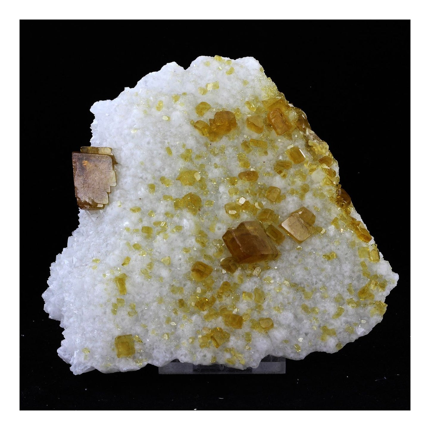 Baryte. 2673.0 carats. Xiefang Mine, Ganzhou, Chine