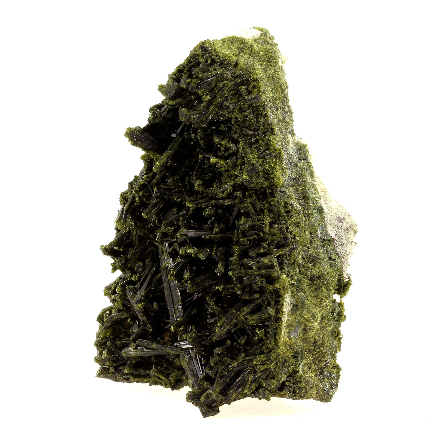 Epidote. 1431.0 carats. Cornillon, Bourg d'Oisans, France