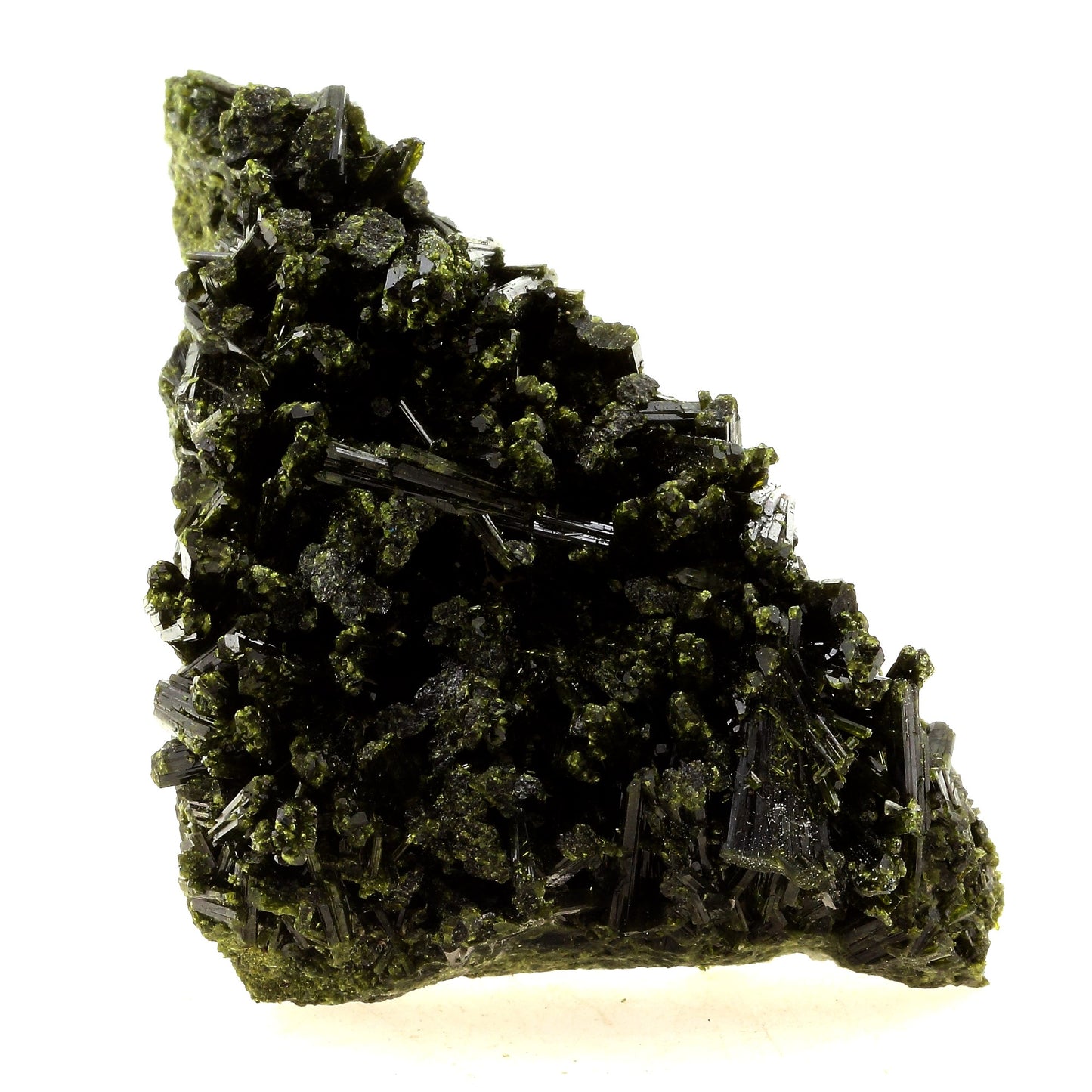 Epidote. 627.0 carats. Cornillon, Bourg d'Oisans, France