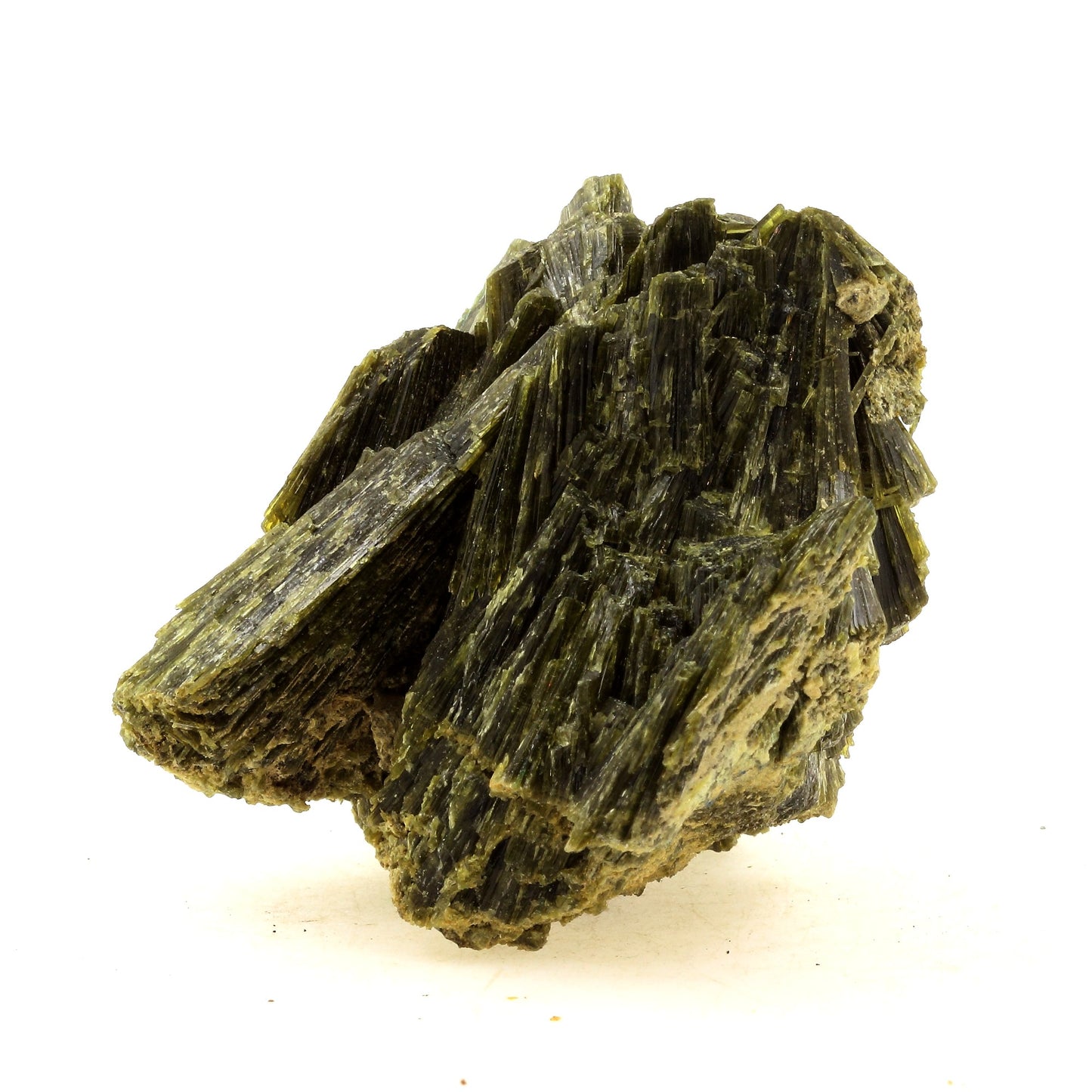 Epidote. 974.0 carats. Chamrousse, Isère, France