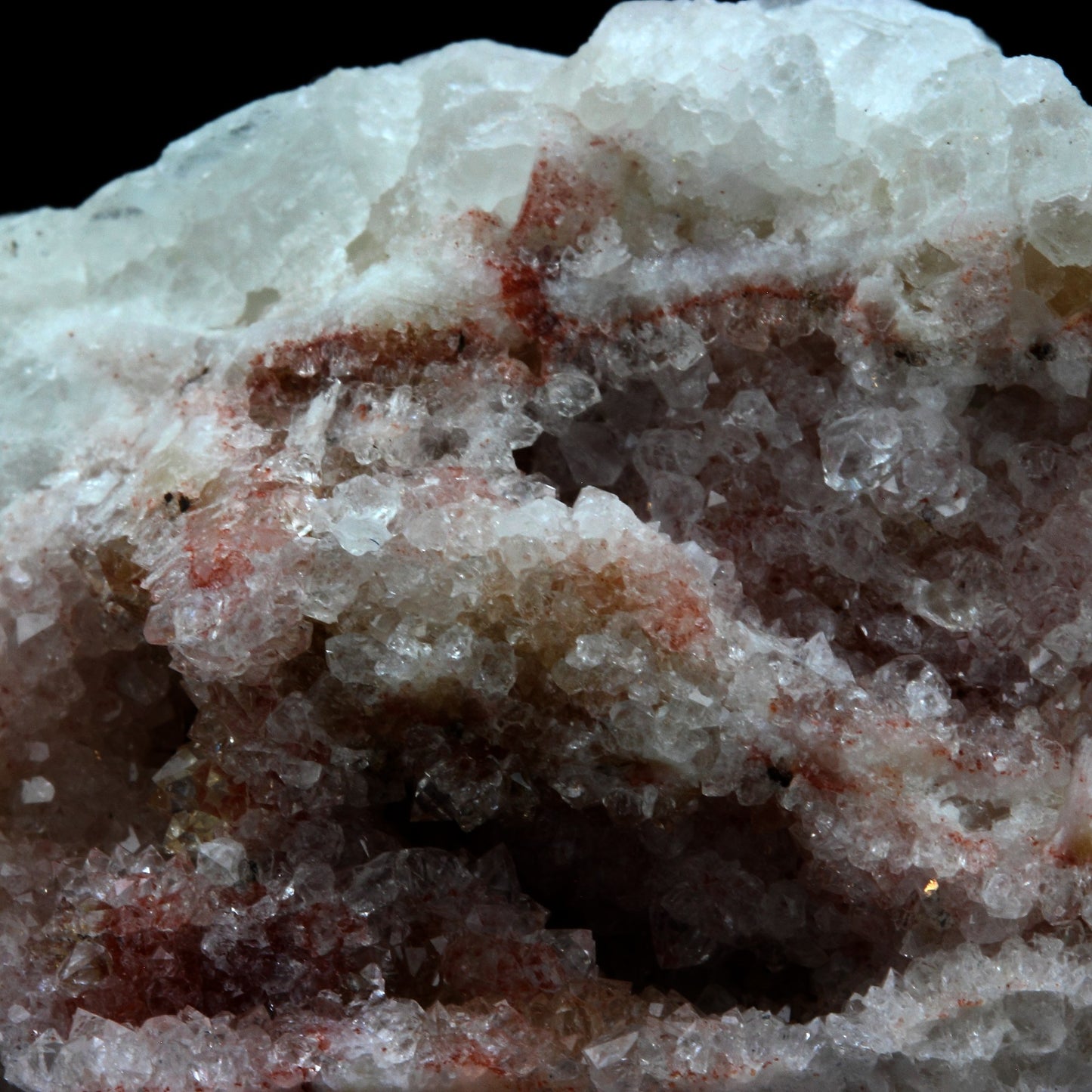 Fluorite Hematoide + Quartz. 132.0 carats. Maraval mine, Var, France