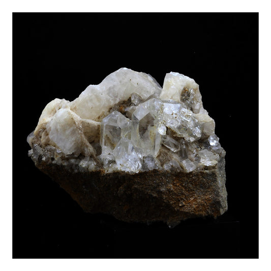 Quartz + Calcite. 237.0 carats. Aiguille du Goléon, Oisans, France