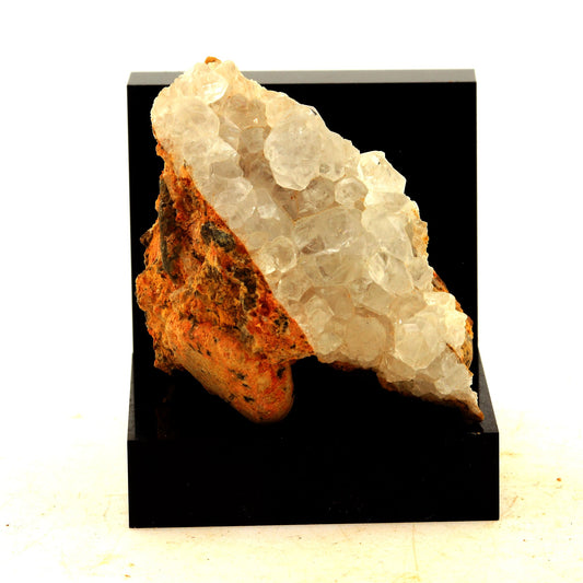 Calcite "Diamant". 243.0 carats. Gave de Pau, Pyrénées-Atlantiques, France