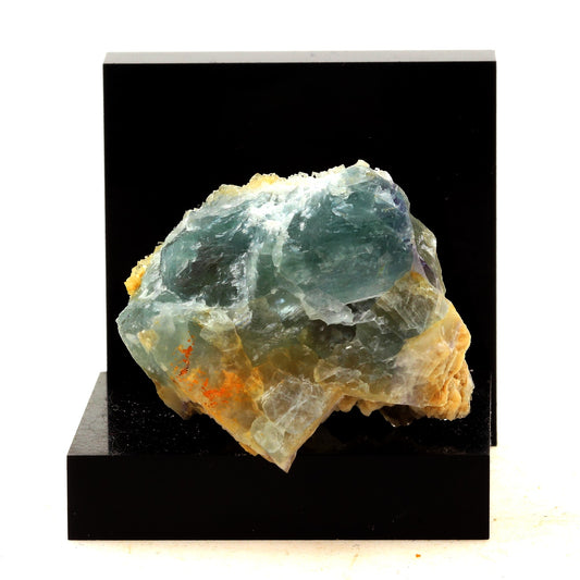 Fluorite. 371.5 carats. La Barre, Puy-de-Dôme, France