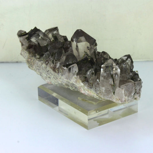 Quartz + Epidote. 5530.0 carats. En provenance de Caetité, Bahia, Brésil