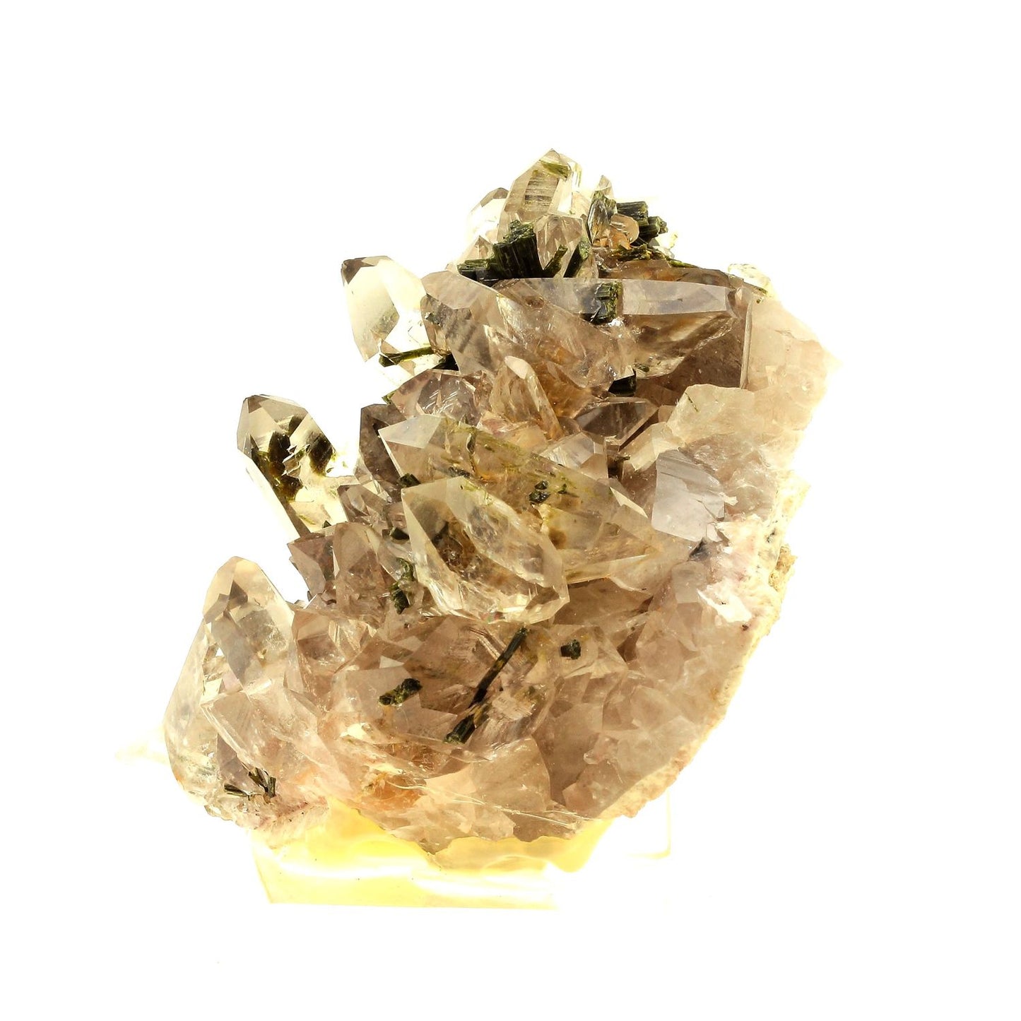 Quartz + Epidote. 4554.0 carats. Caetité, Bahia, Brésil