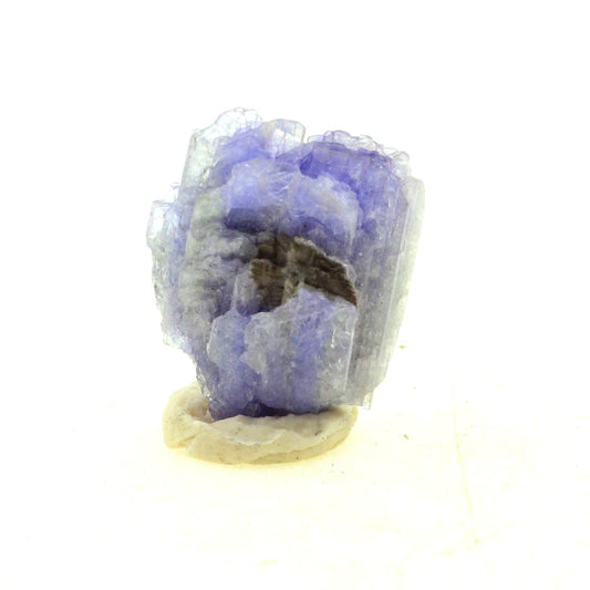 Tanzanite. 7.49 carats. En provenance de Merelani Hills (Mererani), Lelatema Mts, Arusha, Tanzanie