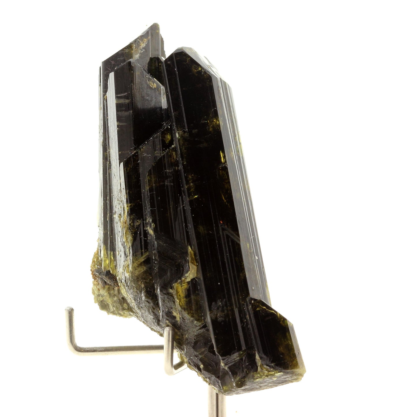 Epidote. 386.0 carats. Tormiq valley, Skardu, Pakistan