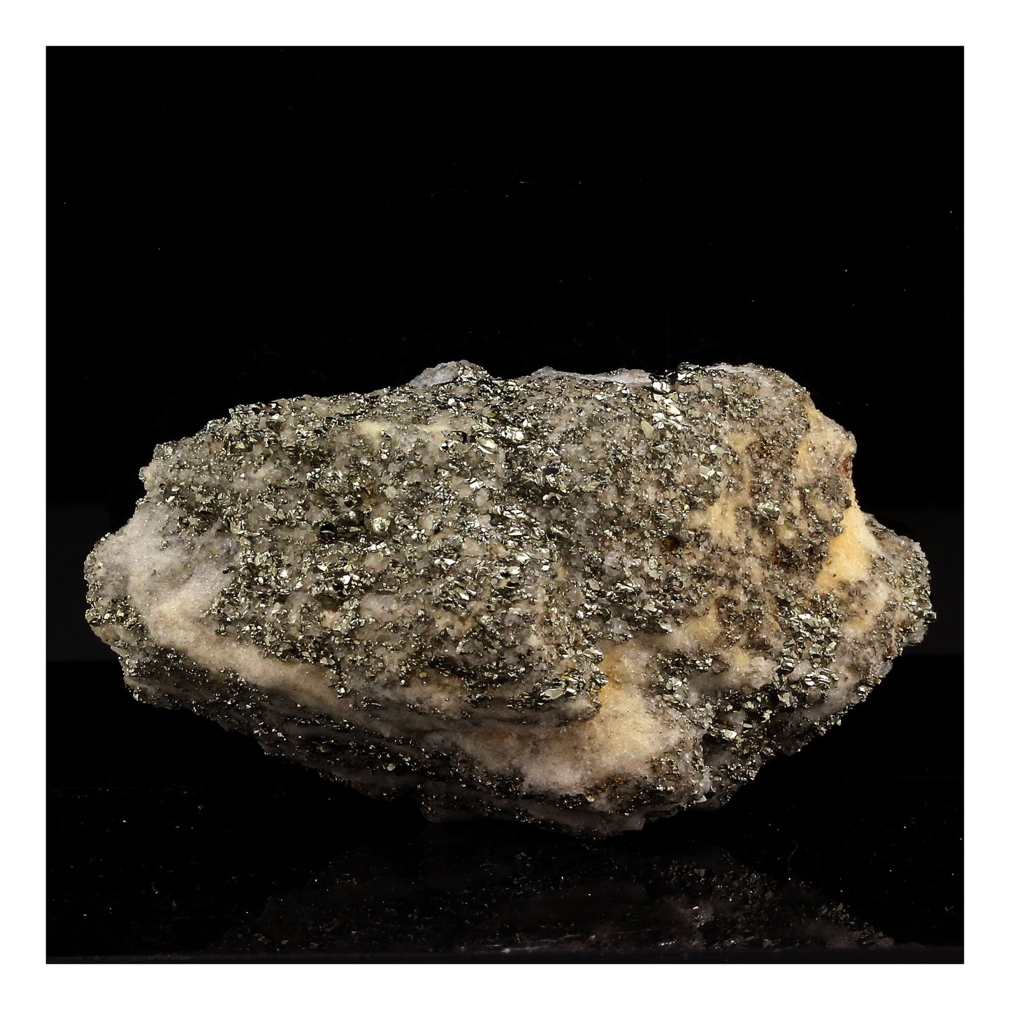 Pyrite + Dolomite, 363.50 carats, Binntal, Suisse