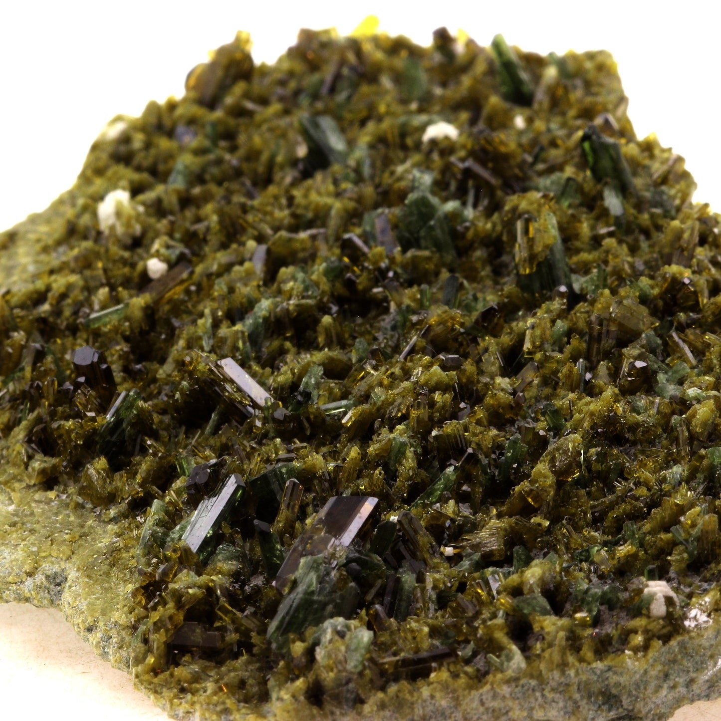 Epidote. 1991.0 carats. Val d'Aoste, Italie