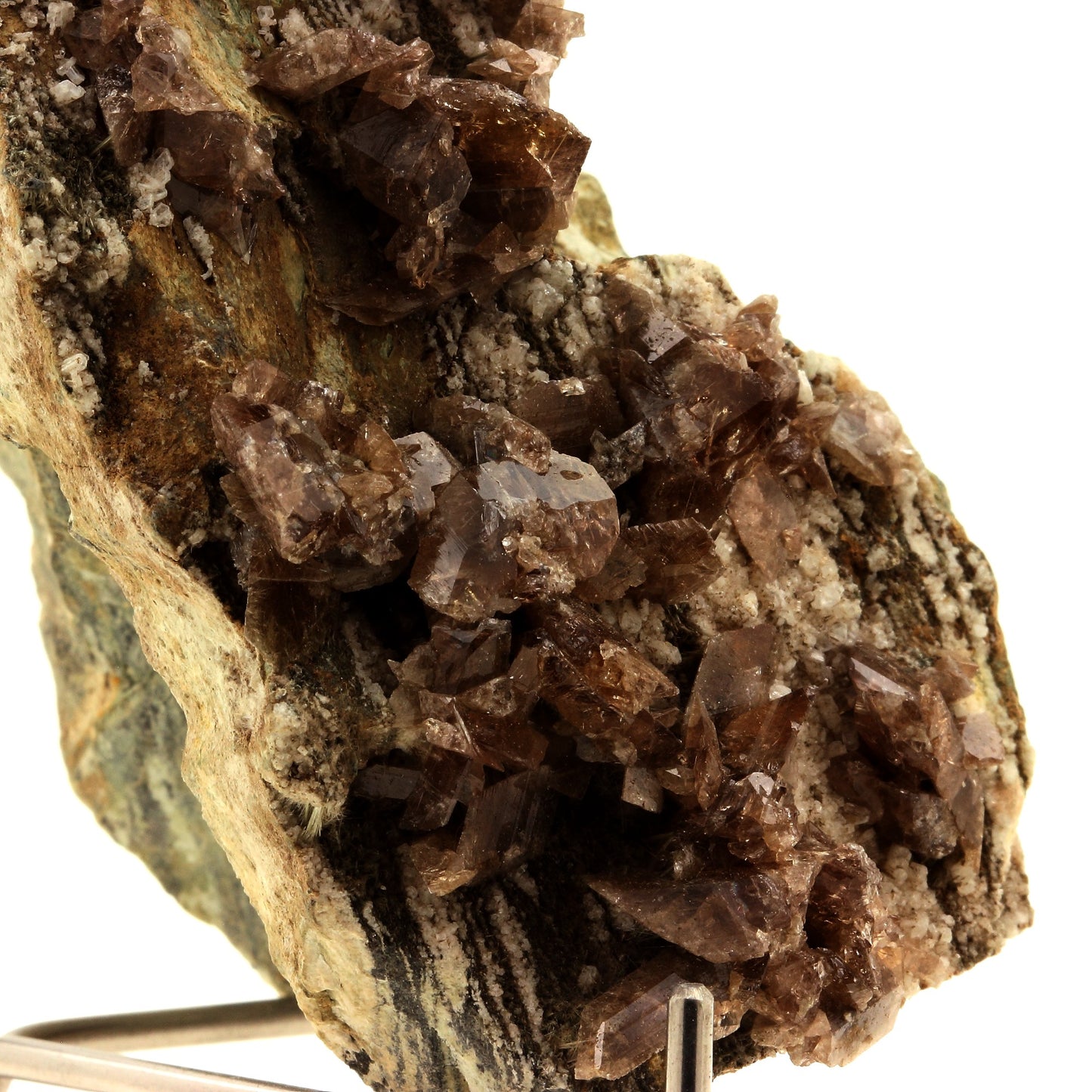 Axinite. 1600.5 carats. Chamrousse, Belledonne, Isère, France