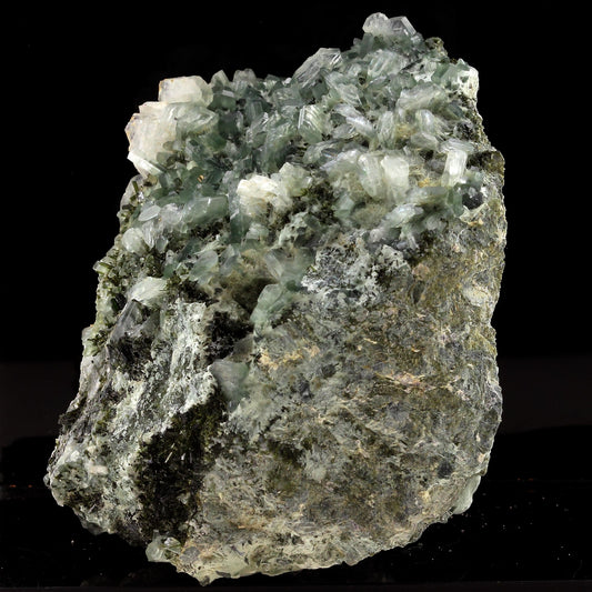 Albite + Epidote, 1480.0 carats, Saint-Véran, Hautes-Alpes, France