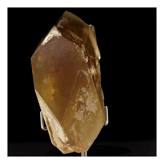 Baryte. 1060.0 carats. Saint-Saturnin, Puy de Dôme, France