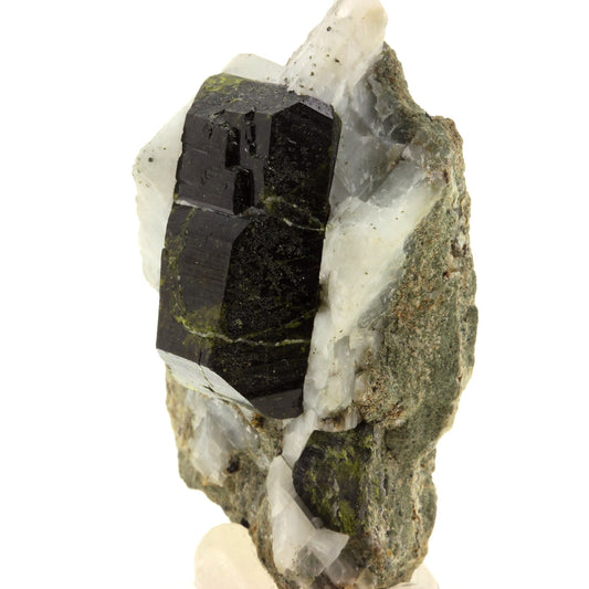 Epidote. 278.5 carats. Pakistan