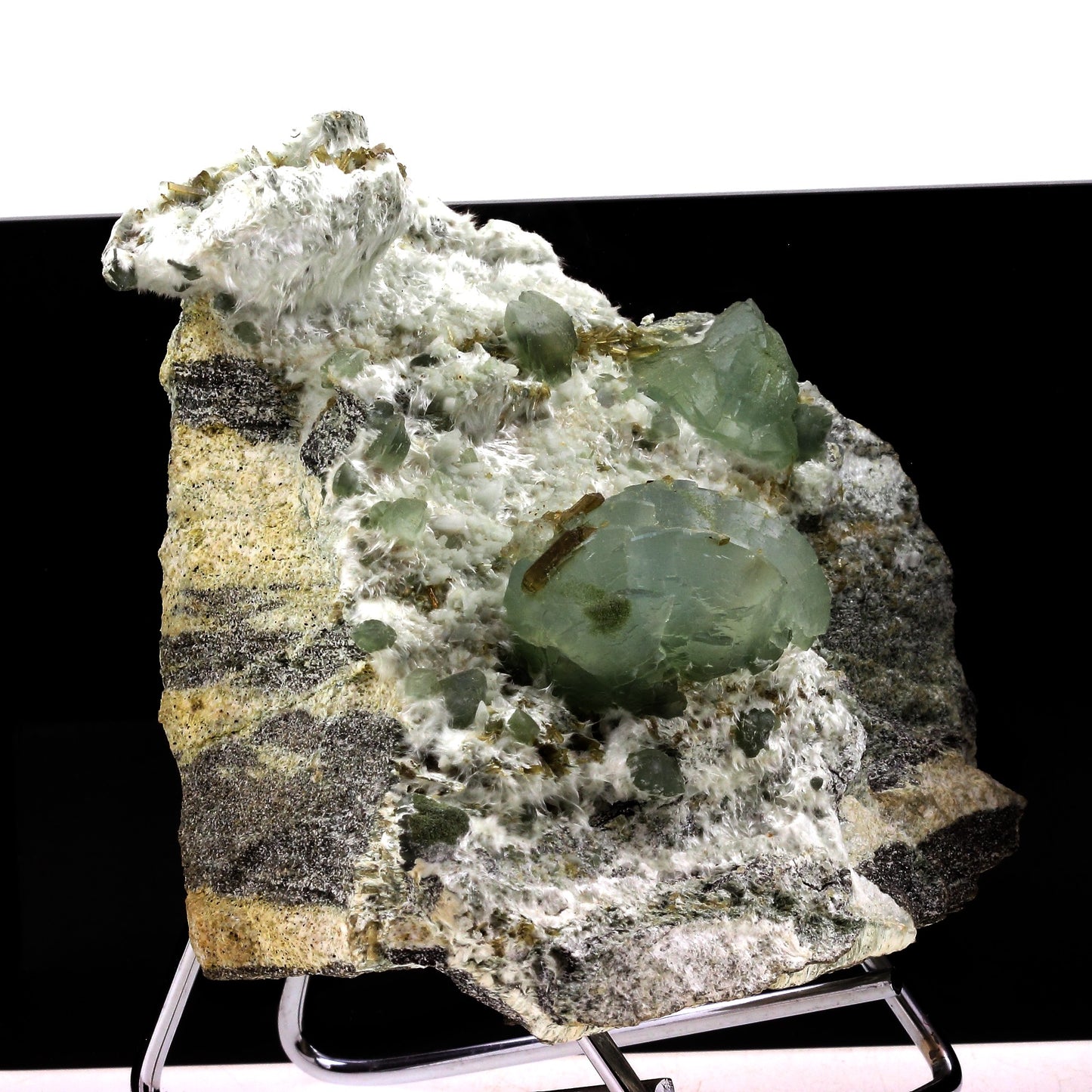 Prehnite + Epidote. 2231.0 carats. La Combe de la Selle, St Christophe-en-Oisans, France