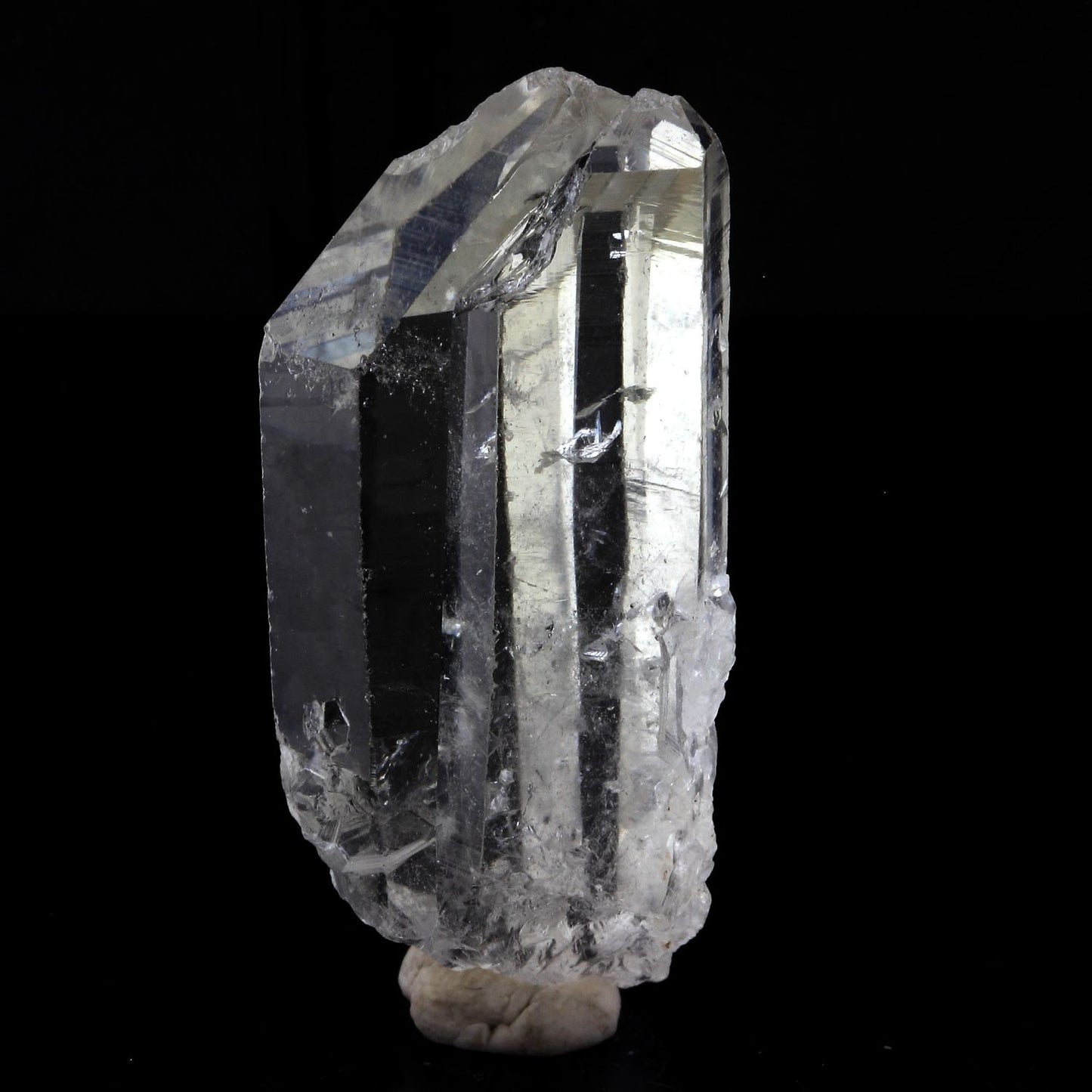 Quartz mineral. 86.07 carats La Gardette Mine, Bourg d'Oisans, Isère, France