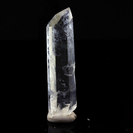 Quartz mineral. 23.81 carats. La Gardette Mine, Bourg d'Oisans, Isère, France