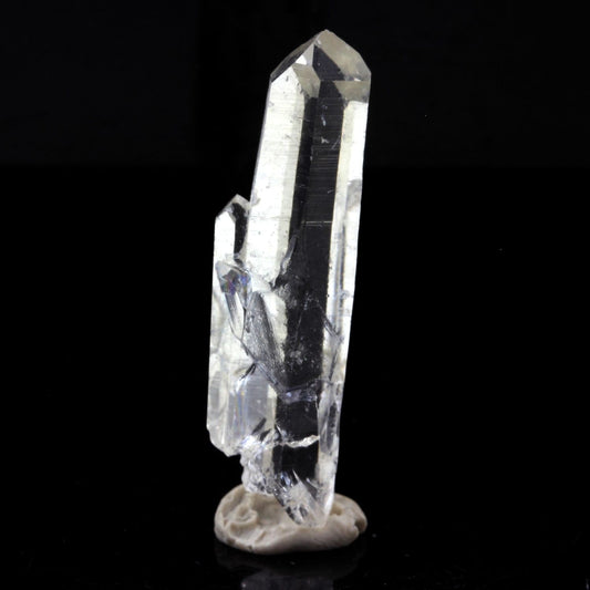 Quartz mineral. 25.38 carats. La Gardette Mine, Bourg d'Oisans, Isère, France