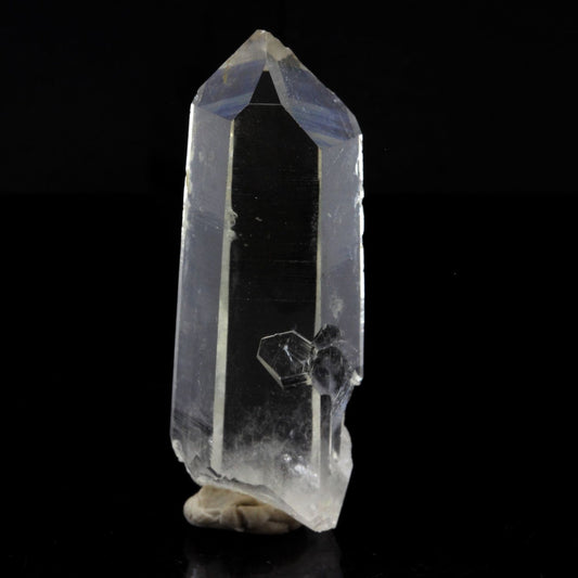 Quartz mineral. 69.79 carats. La Gardette Mine, Bourg d'Oisans, Isère, France