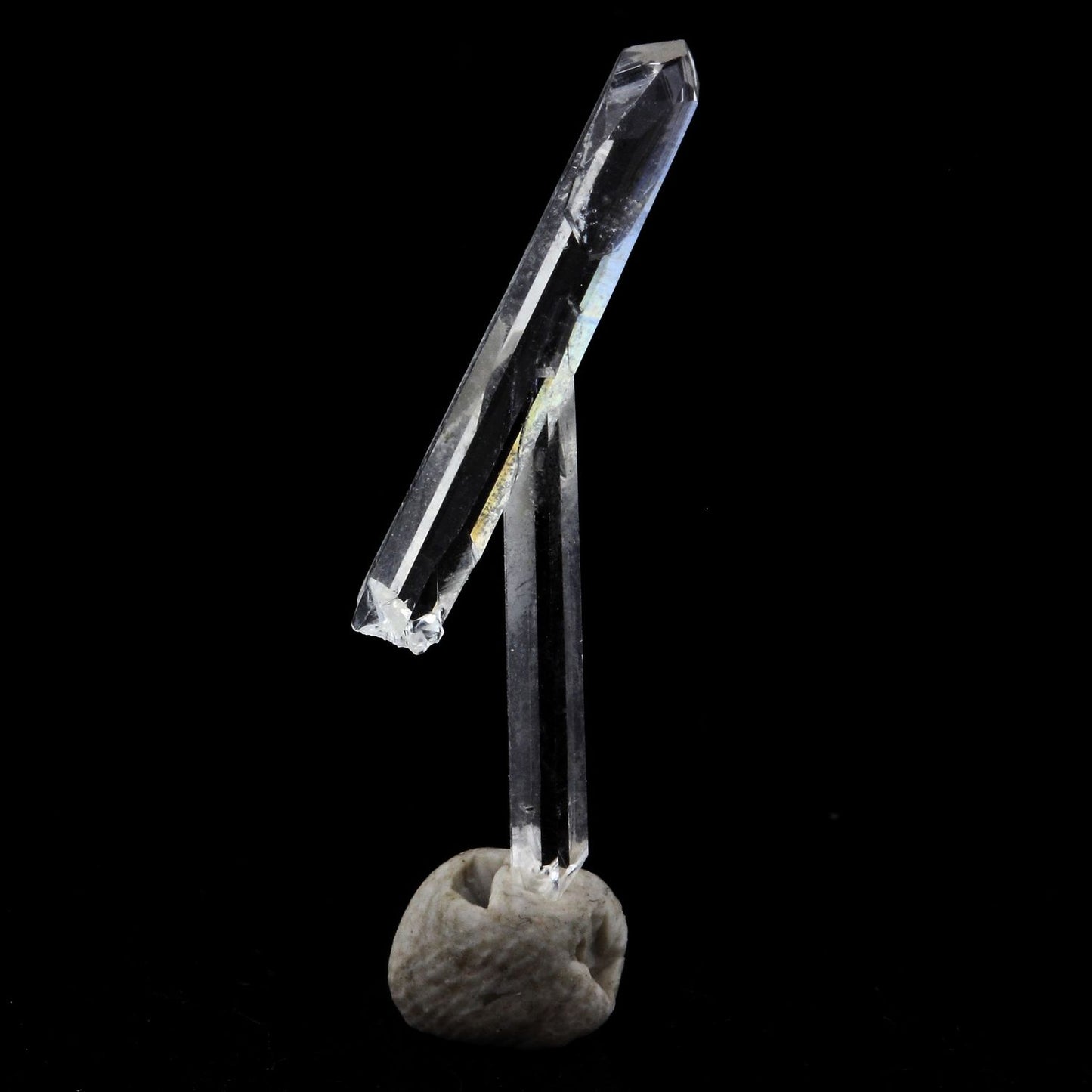 Quartz mineral. 2.44 carats. La Gardette Mine, Bourg d'Oisans, Isère, France