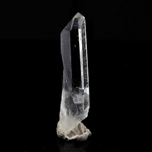 Quartz mineral. 13.84 carats. La Gardette Mine, Bourg d'Oisans, Isère, France
