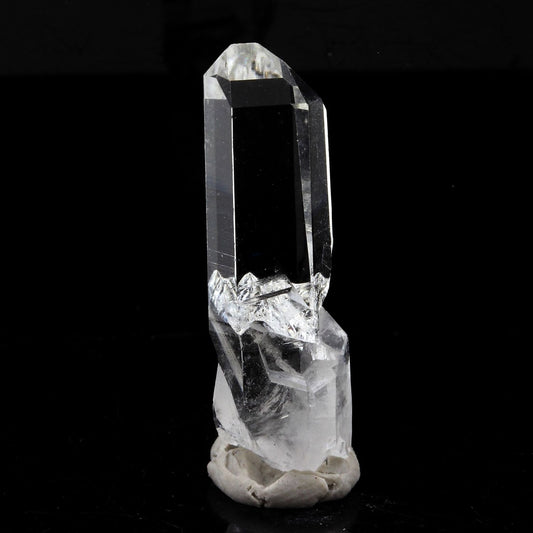 Quartz mineral. 14.41 carats. La Gardette Mine, Bourg d'Oisans, Isère, France