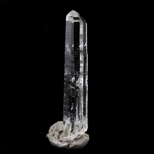 Quartz mineral. 6.35 carats. La Gardette Mine, Bourg d'Oisans, Isère, France